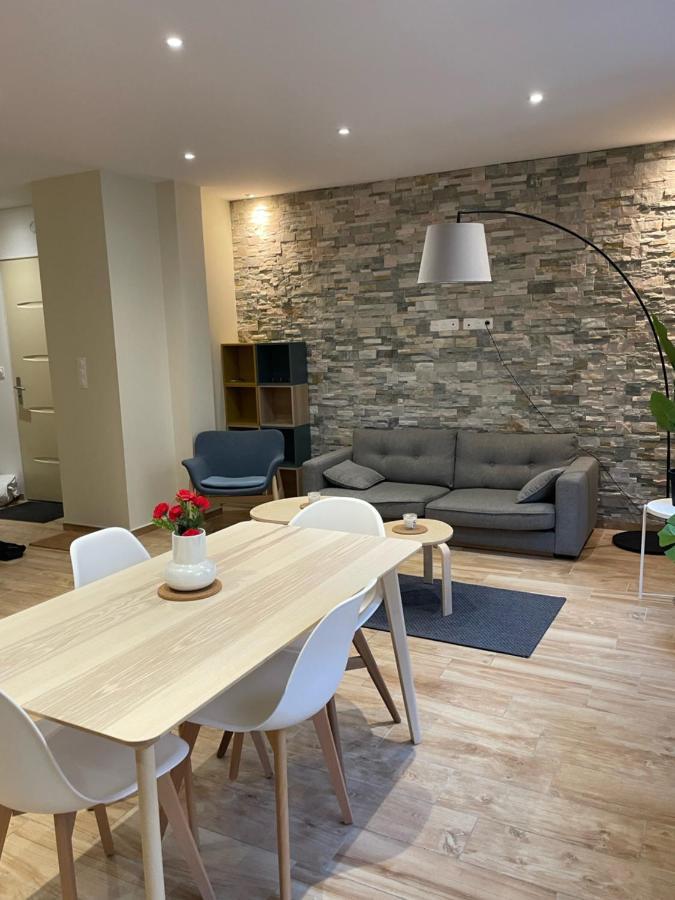 Petits Studios Centre Ville Besançon Extérieur photo